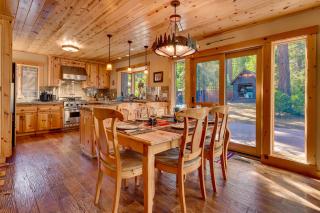 Tippy Canoe by Tahoe Getaways - 4BR West Shore w Private Hot Tub,, Sauna, EV & Walking Distance to Trailhead - 2