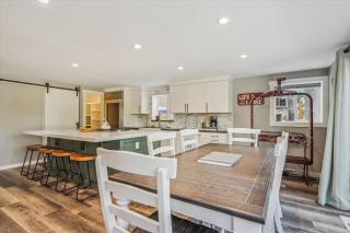 Granlibakken Getaway- West Shore Retreat-Central Location-Hot Tub-Near Skiing - Tahoe City - 3