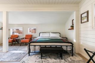 Beach Haven Lakefront - On a Sandy Beach with Guest House - Kings Beach - 6