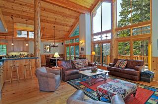 Sierra Crest at Palisades Tahoe - Secluded Luxury 5BR 5 BA w Wood Fireplace - Olympic Valley - 8