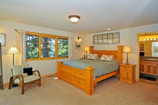 Sierra Crest at Palisades Tahoe - Secluded Luxury 5BR 5 BA w Wood Fireplace - Olympic Valley - 3
