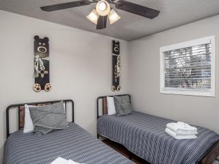 Modern Twist - Ruidoso - 2