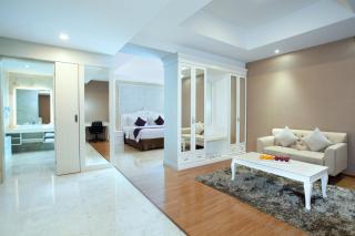 Platinum Hotel & Convention Hall Balikpapan - Balikpapan - 8