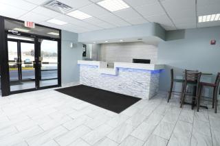 Red Carpet Inn & Suites - Newnan - 9