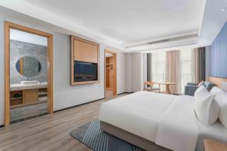 Holiday Inn Express Huangshi Cihu Lake by IHG - 4