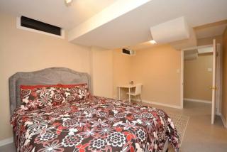 Riz Khan Peaceful Mississauga Home - Mississauga - 4
