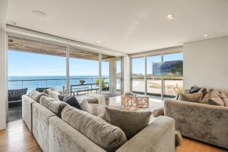 On The Rocks - Beachfront To Convent Beach - Yamba - 6