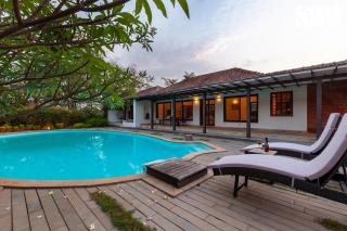 Wander Beyond by StayVista - Featuring a Bali-themed abode and a refreshing swimming pool - Alibaug - 9
