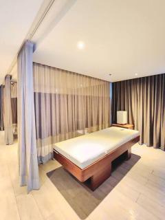 BGC Uptown Parksuites w/Balcony and Stunning City View - Manilla - 6