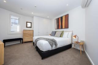 Marina Views - Luxury Apartment - Wanaka - 6