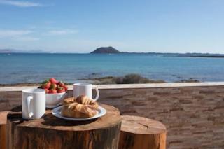 Corralejo Beach Villa San Antonio- Private Heated Pool, Breathtaking Sea View, BBQ, Fast Wifi by Amazzzing Travel - 9