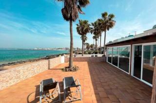 Corralejo Beach Villa San Antonio- Private Heated Pool, Breathtaking Sea View, BBQ, Fast Wifi by Amazzzing Travel - Corralejo - 8