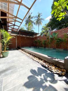 Kutum's Wooden House - Private Pool, Breakfast & Cafe - Huma - 0