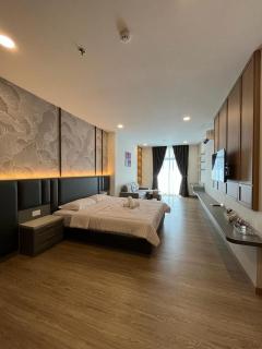 Modern and cozy Apartment Formosa Residence - Jodoh - 4