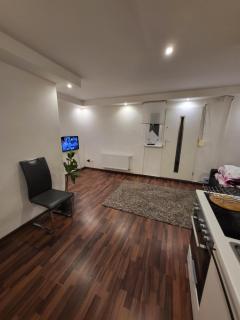 Eigenes 2 Zimmer Appartment nähe Frankfurt - 2