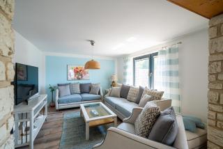Ferienhaus Landlust - Erholung mit Fasssauna und Whirlpool nahe Binz! - Zirkow - 7