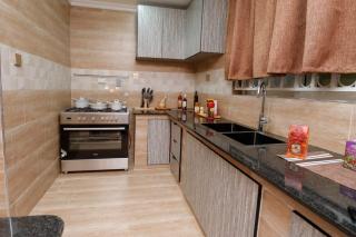 Lux Suites Nakuru VIP Suites on FULL BOARD - Nakuru - 2