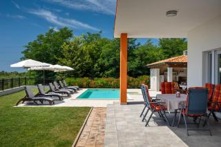 Modern villa Eva Kastel with pool near Buje - 6