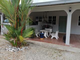 Desa Kemboja Homestay - 9