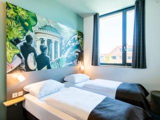B&B Hotel München-Trudering - Munich - 4