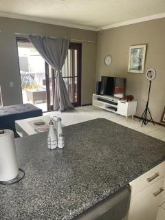 Comfort zone apartment - Joanesburgo - 7