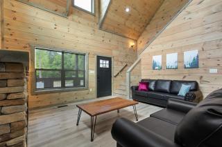 Splashin and Relaxin - Sevierville - 2