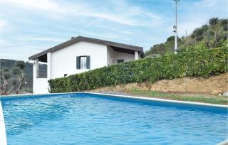 3 Bedroom Beautiful Home In Librizzi - 1