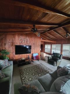 Lake House Retreat - Polk City - 8