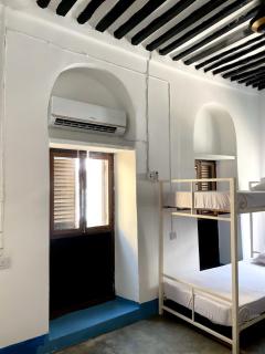 STONE TOWN RAFIKI HOSTEL - 9