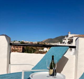 Spectacular views 2 Bed, Pueblo Evita - Benalmádena - 3