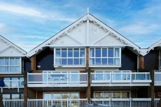 The Oars - Riverfront Property - 4