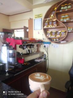 Begnas Coffee House & Hotel - Deorāli - 5