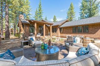 First Light Farmhouse- Hot Tub- Gourmet Kitchen- Premier Neighborhood - Truckee - 9
