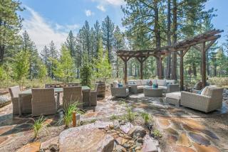 First Light Farmhouse- Hot Tub- Gourmet Kitchen- Premier Neighborhood - Truckee - 8