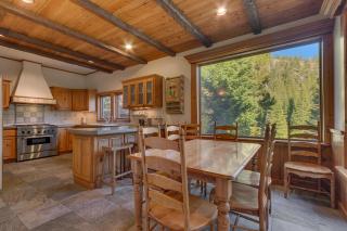 Swiss Chalet-Palisades, 6 BR, Hot Tub, Pets Ok, Ski Shuttle! - 6