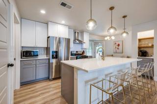 NEW Lone Star Retreat Remodeled Downtown Home - San Antonio - 6