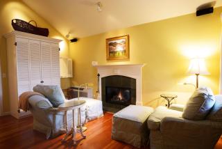 Cottage Grove Inn - 4