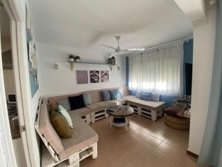 Lola's Beach House - Calafell - 8