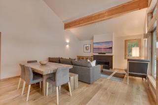 Contemporary Tahoe Donner 3BR Hot Tub- Pet Friendly- Amenity Access - Truckee - 5
