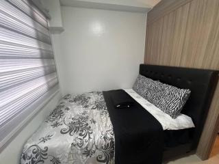 Luna Suite in Shore 2 near MOA - 3