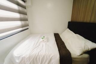 Luna Suite in Shore 2 near MOA - 1