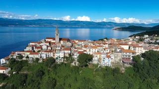 Romantic stone villa with pool, panoramic sea view near the beach - by Traveler tourist agency Krk ID 2134 - Vrbnik - 9