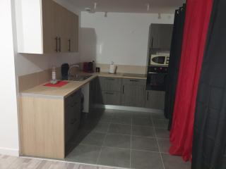 MAISON B - Saint-Jean-de-Thurigneux - 4