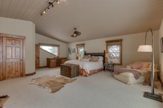 Above the Pines - Hot Tub- Pet Friendly -Gym and Pool Access - Truckee - 1