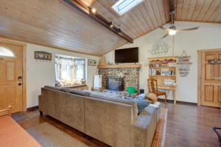 3 Mi to Heavenly Mountain Resort Home with Deck - 5