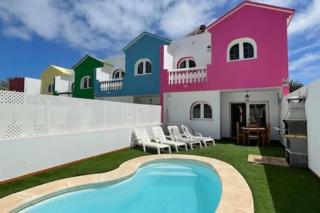 Corralejo Beachside Villa Éter with Private Pool, BBQ & Fast Wifi - Corralejo - 0