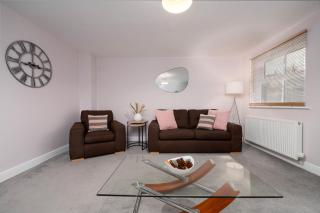 Stunning 3 bed with parking & garden - Market Rasen - 1