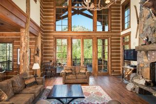 Bullshead Lodge- Luxury Estate, 4 Acres on River, Hot Tub, Minutes from the Slopes! - Olympic Valley - 1