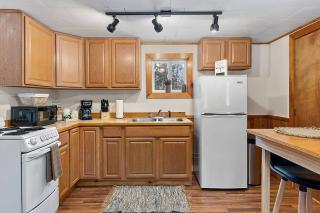 White Mountains Cabin- Ski, Hike, Relax Retreat 5 - 6