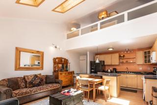 1 Alpine Terrace-renovated condo private hot tub - Incline Village - 7